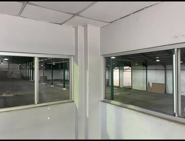 INDUSTRIAL PROPERTY TO RENT IN EPPING